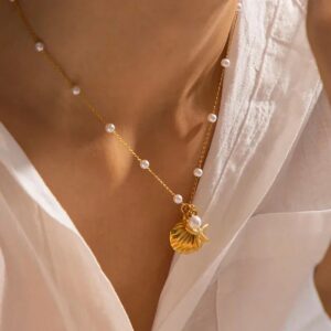 Gold Plated Anti Tarnish Star Fish Themed Pendant